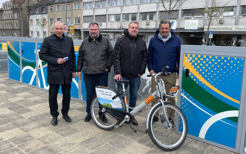 Bei der Vorstellung (v.li.): HCR-Chef Karsten Krüger, Stadtrat Karlheinz Friedrichs, Roberto Gentilini (Vors. DIM) und Michael Zyweck (Projektleiter VRR).