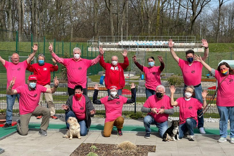 MGC RW Wanne-Eickel beteiligt sich an der Aktion 'Pink gegen Rasissmus'.