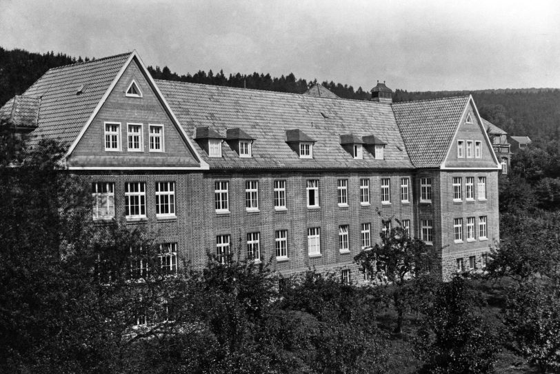 In den beiden Provinzial-Heilanstalten (hier das St. Johannes-Stift Marsberg) wurden zwischen 1939 und 1945 über 200 Kinder ermordet.