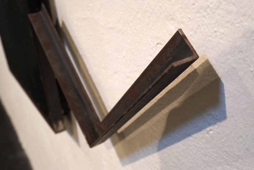 Werk aus der Ausstellung Helmut Bettenhause - innen - außen - unten.