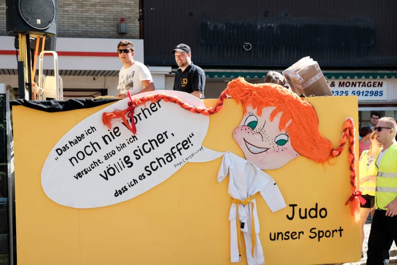 Cranger Festumzug 2018 vor der Christuskirche in Wanne-Mitte.