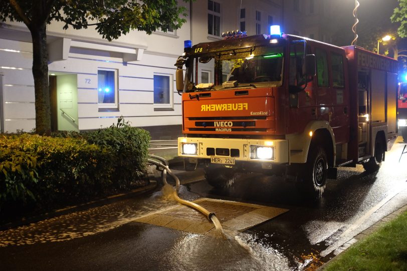 Starke Regenfälle sorgt in der Nacht vom 12.7. auf den 13.7.2014 für zahlreiche Feuerwehr und Polizei-Einsätze, die noch immer andauern.