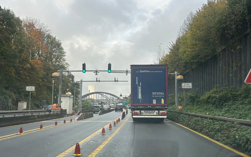 Die Schrankenanlage auf der A43 in Richtung Münster.
