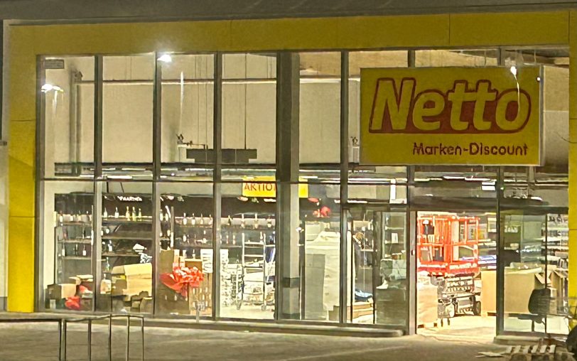 An der Cranger Straße eröffnet Mitte Dezember 2025 ein neuer Netto-Discounter - früher war die Aldi untergebracht.