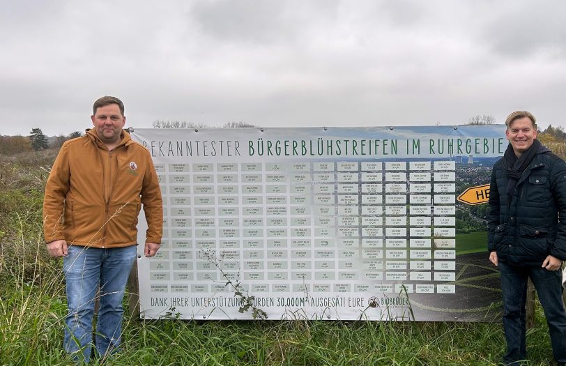 Christoph Heimann (l.) und SPD-Bezirksbürgermeister Mathias Grunert (r.) freuen sich, dass das Projekt weitergeht.