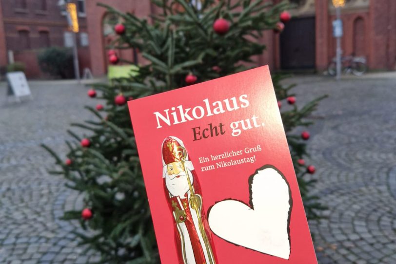 Nikolausaktion vor der Christuskirche,