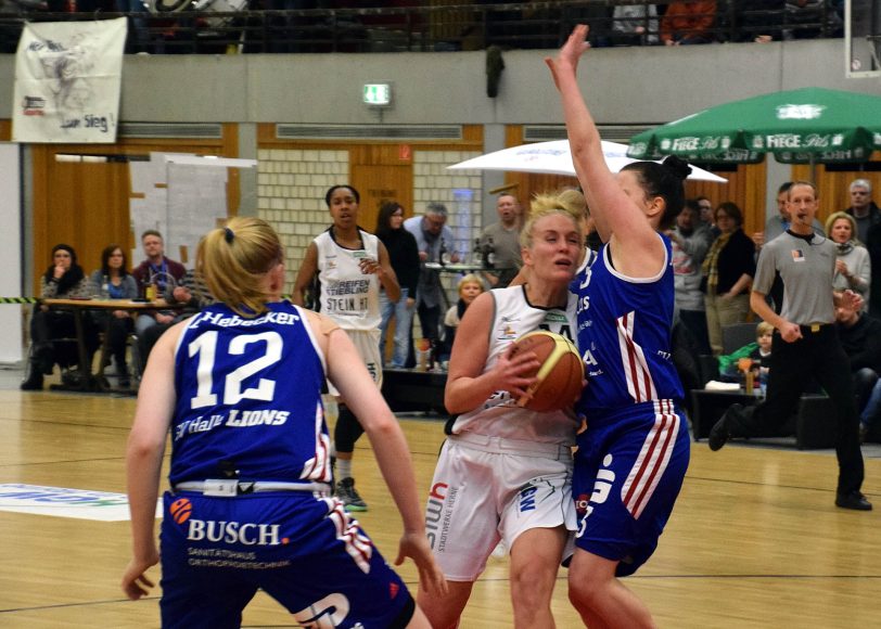 herner TC - SV Halle Lions 67:55 (43:27) am 24.1.2015 in der MCG-Arena.