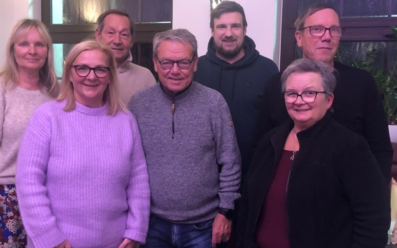 Der Vorstand des CDU Ortsvereins Wanne-West wurde bestätigt: Vorsitzende bleibt Andrea Oehler (2.v.l.). Der Kreis- und Fraktionsvorsitzende Christoph Bußmann (3.v.r.) war Versammlungsleiter.