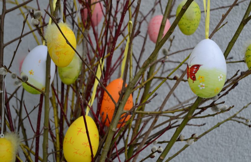 Bunte Eier gehören für viele Menschen zu Ostern dazu.