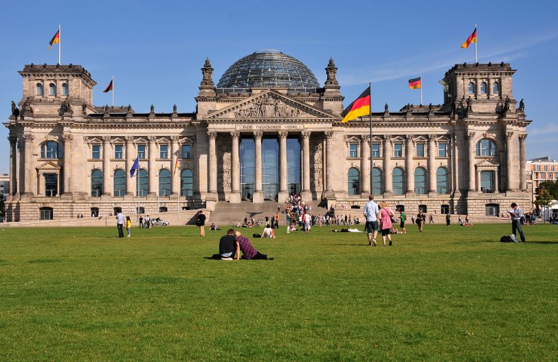 Der Bundestag in Berlin: Über die NRW-Landesliste zieht Prof. Dr. Daniel Zerbin hier für die Alternative für Deutschland (AfD) ein. Er erreichte im Wahlkreis 21,49 Prozent der Erststimmen, nur in Herne sogar 22,21 Prozent.