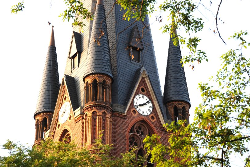 Die evangelische Kreuzkirche.