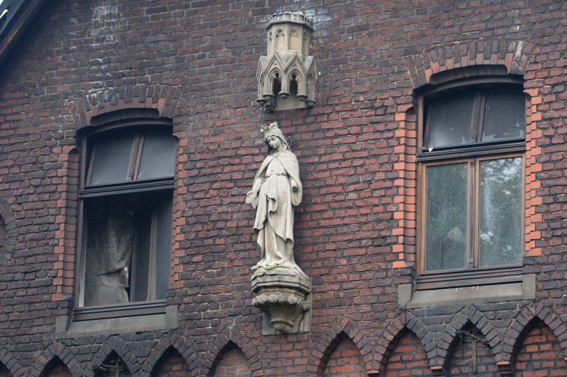 Das abgebrannte ehemalige Gemeindehaus von St. Marien Eickel – hier stellt sich nicht mehr die Frage nach der zukünftigen Nutzung.