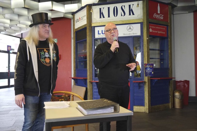 v.l. Graf Hotte, Mondpalast Chef Christian Stratmann.