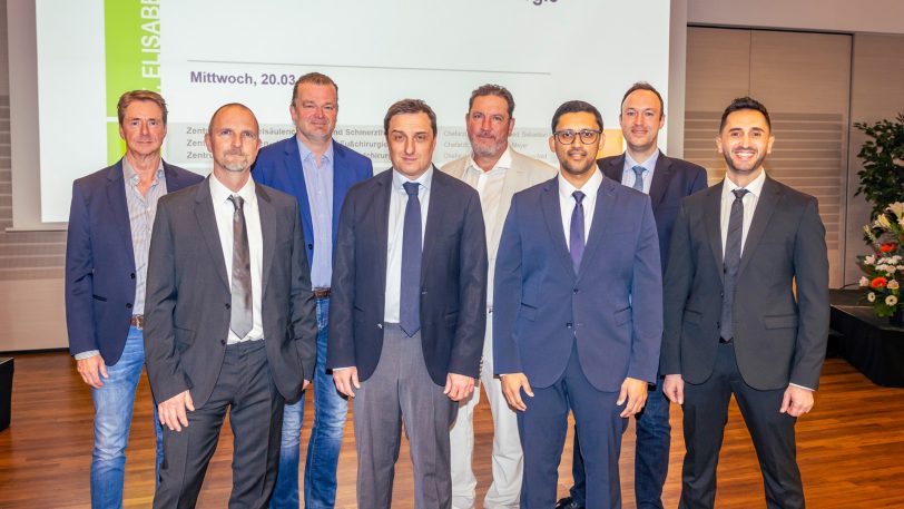 Die Herner Experten des Zentrum für Orthopädie und Unfallchirurgie informierten im St. Anna Hospital Herne über neue und bewährte Operationsmethoden.