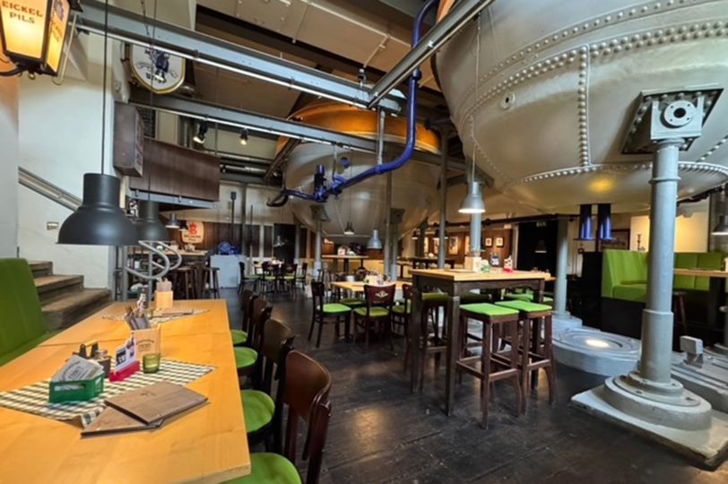 Die neue Gastronomie 'Hülsmann's Braukeller' der Brüder Thomas und Markus Lakomyim Herzen von Eickel.