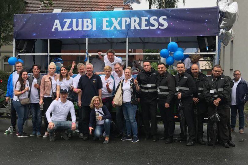 Der Azubi-Express beim Kirmes-Umzug 2018.