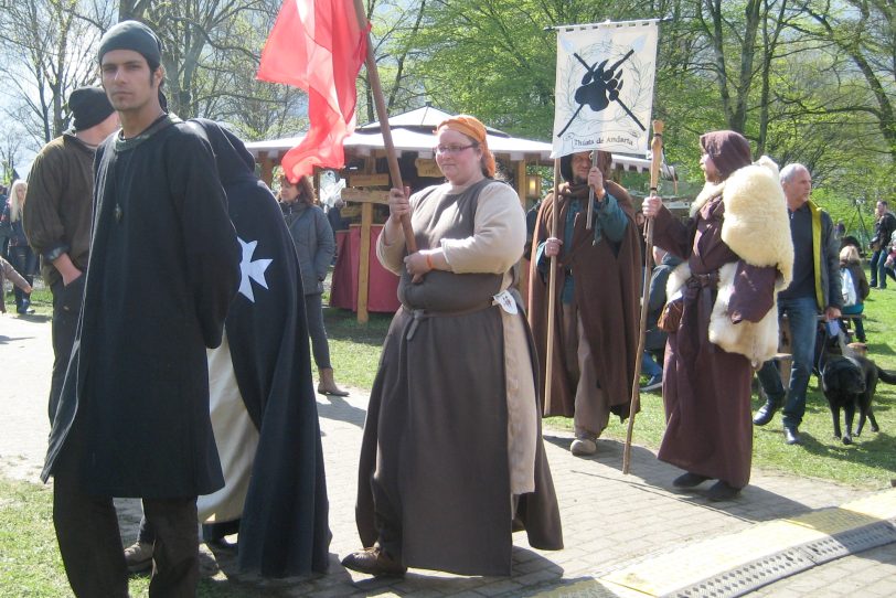 Mittelalterspektakel an den Ruhrsteilhängen unterhalb der Hohensyburg.