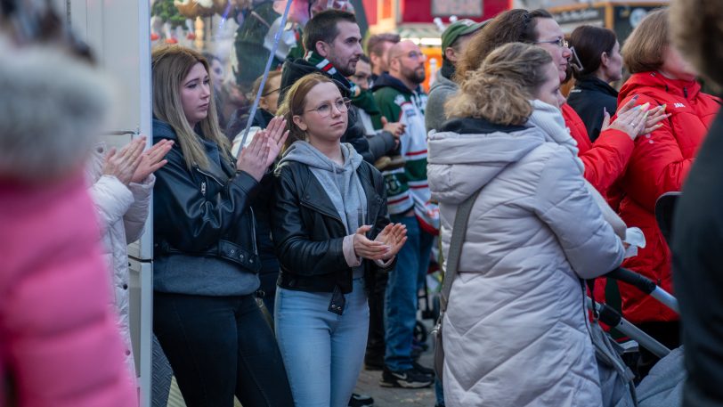 Eindrücke vom Donnerstag (7.3.2024), Eröffnungstag der City-Kirmes Herne in der Innenstadt, zwischen City-Center und Robert-Brauner-Platz.