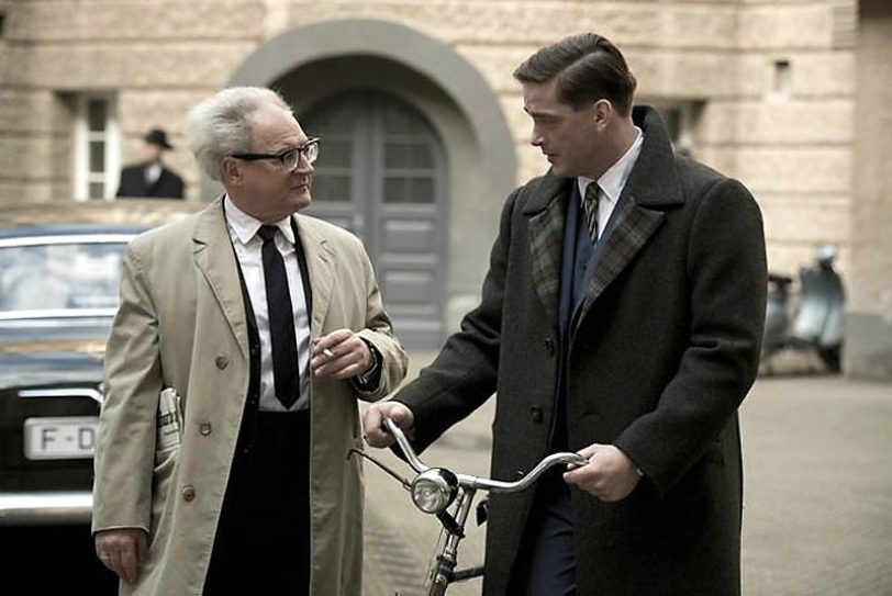 Szene aus dem Film 'Der Staat gegen Fritz Bauer'.