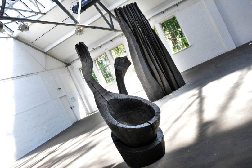 Kunst und Kohle-Ausstellung: Werke des Englichen Künstlers David Nash.