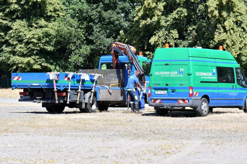 Gelsenwasser sorgt für Wasser auf dem Kirmesplatz.