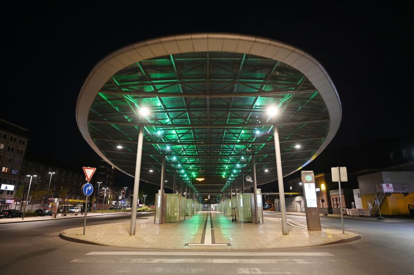 Leerer Bahnhof Herne während der Ausgangssperre in Herne