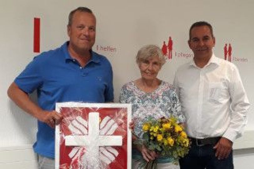 v.l. Dr. Alexander Sturm (Vorsitzender des Caritasrates), Ilse Stehmann, Ansgar Montag (Vorstand Caritasverband Herne).