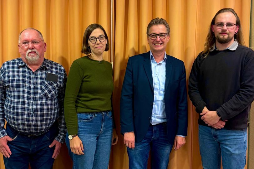 SPD OV Altenhöfen nominiert im November 2024 m.v.l. Theres Boneberger und Kai Gera für den Rat der Stadt. Für den Bezirk v.r. Jan Menningmann und Dirk Karpinski.