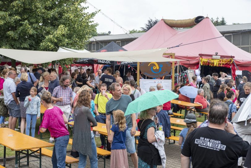 „Kuriosum“: Nachmittagsvorstellung beim Familiencircus Schnick-Schnack in Herne (NW), am Donnerstag (20.06.2019).