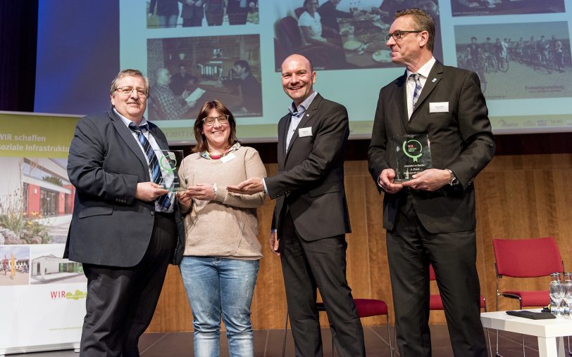 v.l. Michael Barszap, Chiara Cremon (gfi), Thomas Bruns (HGW-Geschäftsführer), Norbert Riffel.