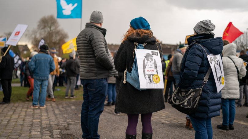 Erneute Impfgegner/Schwurbler-Demo auf dem Cranger Kirmesplatz und Demozug durch die Wanner City am Sonntag (3.4.2022).