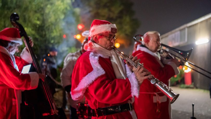 Wewole Adventsmarkt 2022. An zwei Tagen lockt der Wewole Adventsmarkt in die Gärtnerei an der Nordstraße. Hier Eindrücke am Abend.