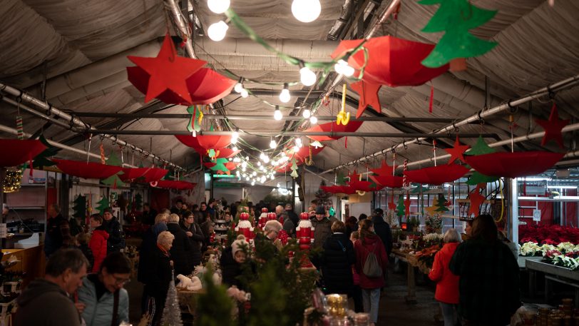 Wewole Adventsmarkt 2022. An zwei Tagen lockt der Wewole Adventsmarkt in die Gärtnerei an der Nordstraße. Hier Eindrücke am Abend.