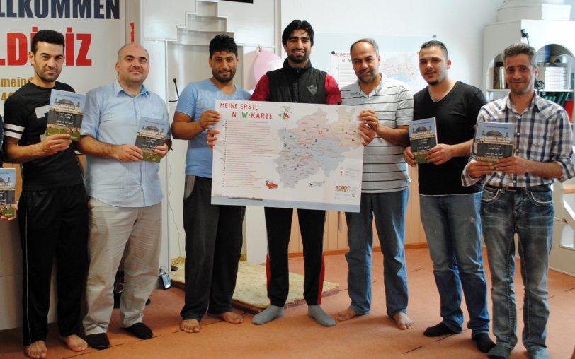 Bewohner des Flüchtlingsheim Göresschule.