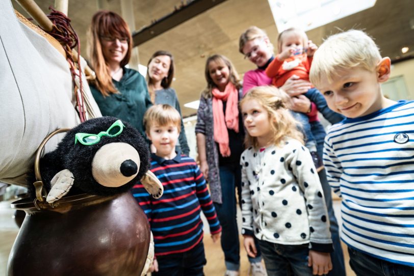 Der Maulwurf Kalle begleitet Kinder durch die Ausstellung und zeigt, wie die Römer in Haltern am See vor 2000 Jahren lebten.