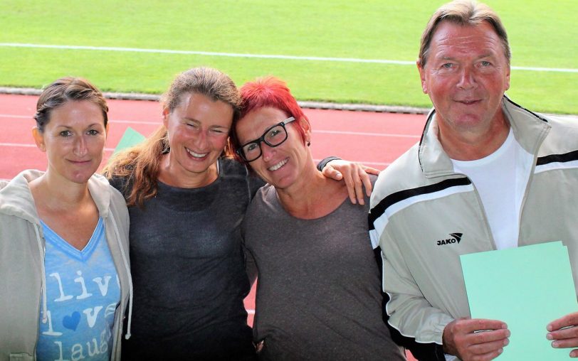 v.l. Heike Lipa, Petra Störbrock, Elke Werthmann-Grossek und Chef-Organisator Robert Herrmann vom BTC Herne.