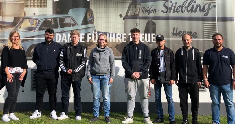 Die neuen Azubis bei Reifen Stiebling..