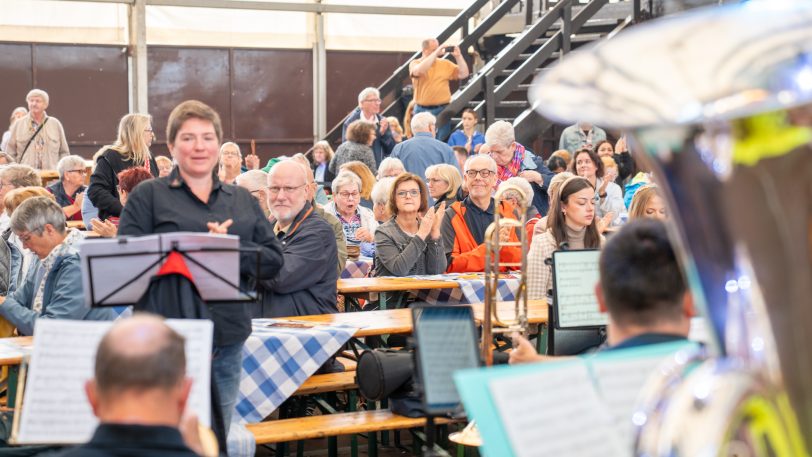 Der traditionelle Gottesdienst der evangelischen Kirchengemeinde Wanne-Eickel in der Bayern-Festhalle auf der Cranger Kirmes am Sonntag (3.8.2025).