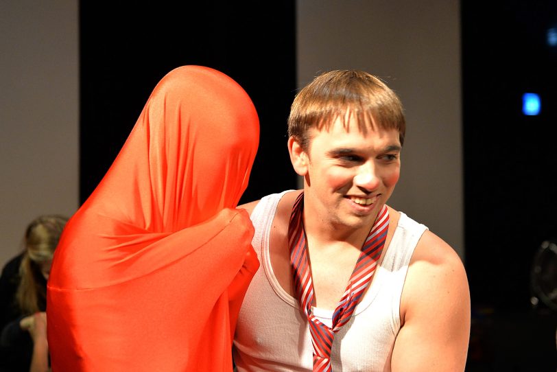 Michael Stoll mit einem Tanz-Sack.