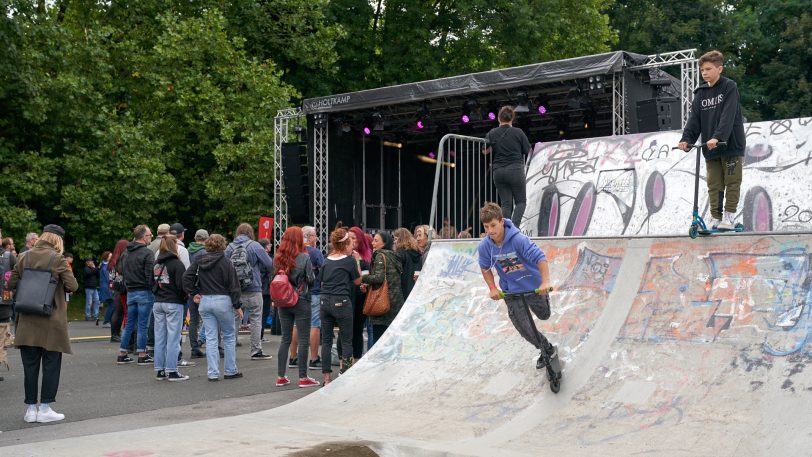 13. KAZ-Open Air im Skatepark Hibernia an der Koniner Straße am Samstag (28.8.2021). Zu sehen sind die Bands Mango (Punkrock aus Herne) und The Heartbreak Motel (Punkrock aus dem Ruhrpott)