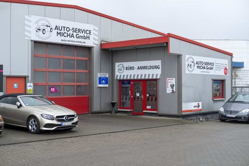 Auto-Service Micha GmbH an der Heerstraße 79.