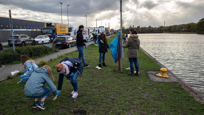 Die KiJuPa-Müllsammelaktion am Herner Meer.