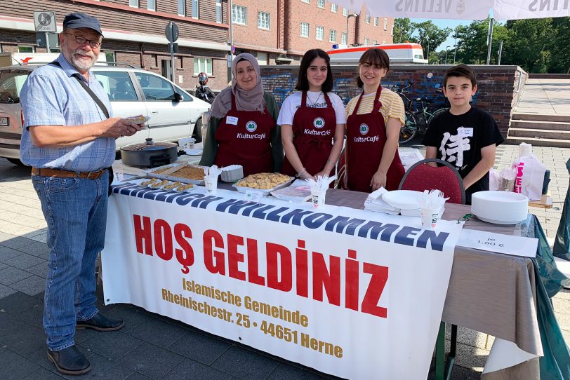 Stand der islamischen Gemeinde Röhlinghausen beim Selbsthilfetag.