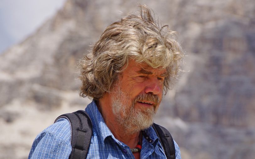 Bergsteiger-Legende Reinhold Messner besucht das Herner Kulturzentrum.