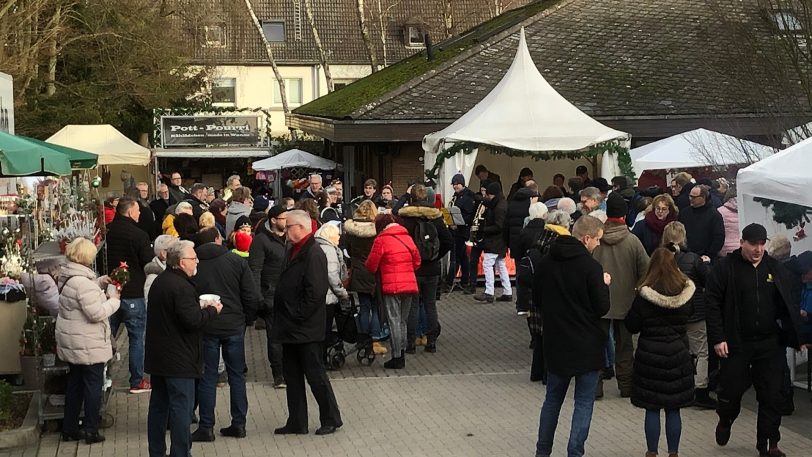 Der Altenhöfener Advent lädt zu seiner dritten Ausgabe ein - hier ein Bild aus der Premiere im Jahr 2019 (Archivbild).