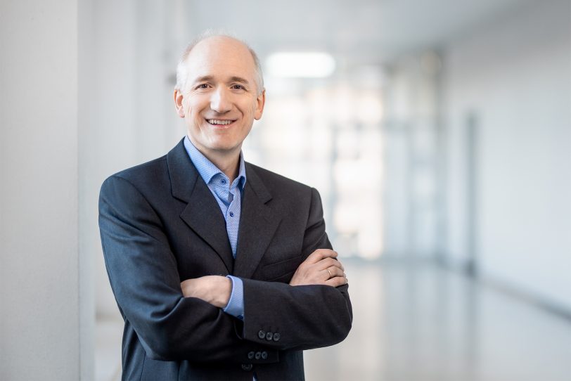 Projektleiter Prof. Dr. Jörg Thiem vom Fachbereich Informationstechnik der Fachhochschule Dortmund.