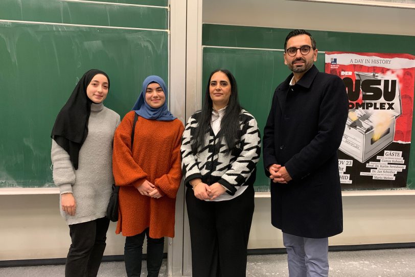 Alânur Davulcu und Havle Nazik besuchten die Veranstaltung „A day in history: der NSU-Komplex“.