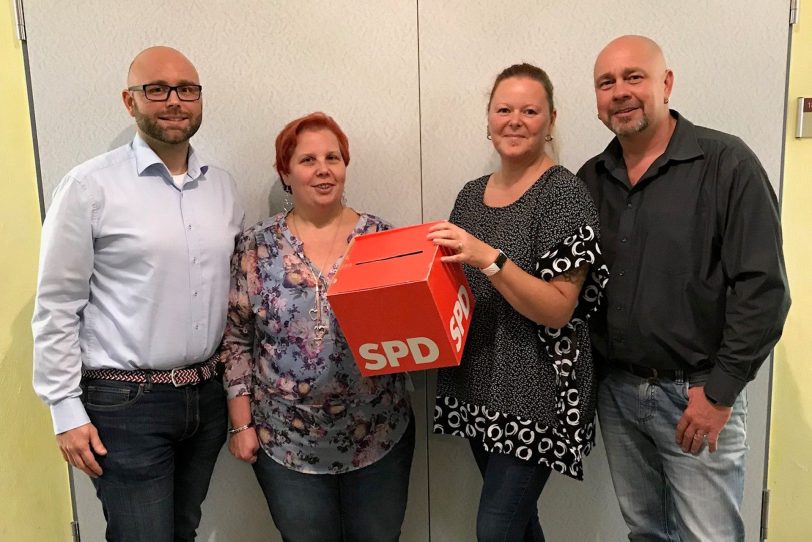 Kandidaten des SPD OV Bickern. v.l. Michael Girschol, Yvonne Lehnert, Susanna Hentschel-Leroy, Andreas Hentschel-Leroy.