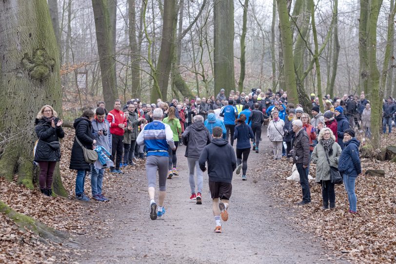 Der 42. Herner Silvesterlauf im Revierpark Gysenberg in Herne (NW), am Dienstag (31.12.2019).