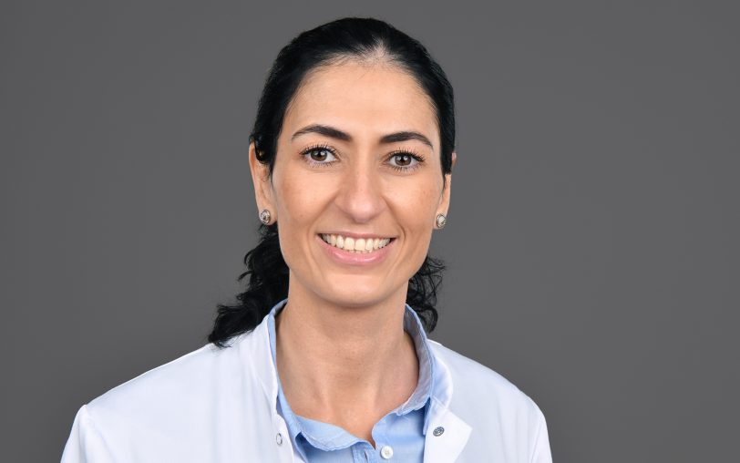 Oberärztin Dr. Arzu Payas bietet im EvK Herne-Mitte zwei Mal wöchentlich eine türkischsprachige Sprechstunde an.